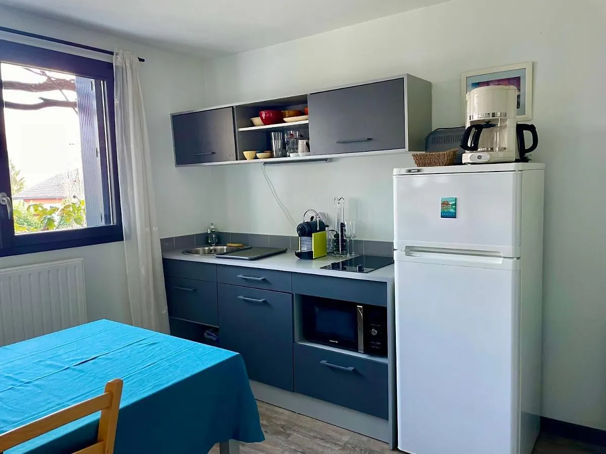Appartement Independant 30 M² A 500M Du Lac, 2 Velos Et Parking Fournis Sevrier Apartment