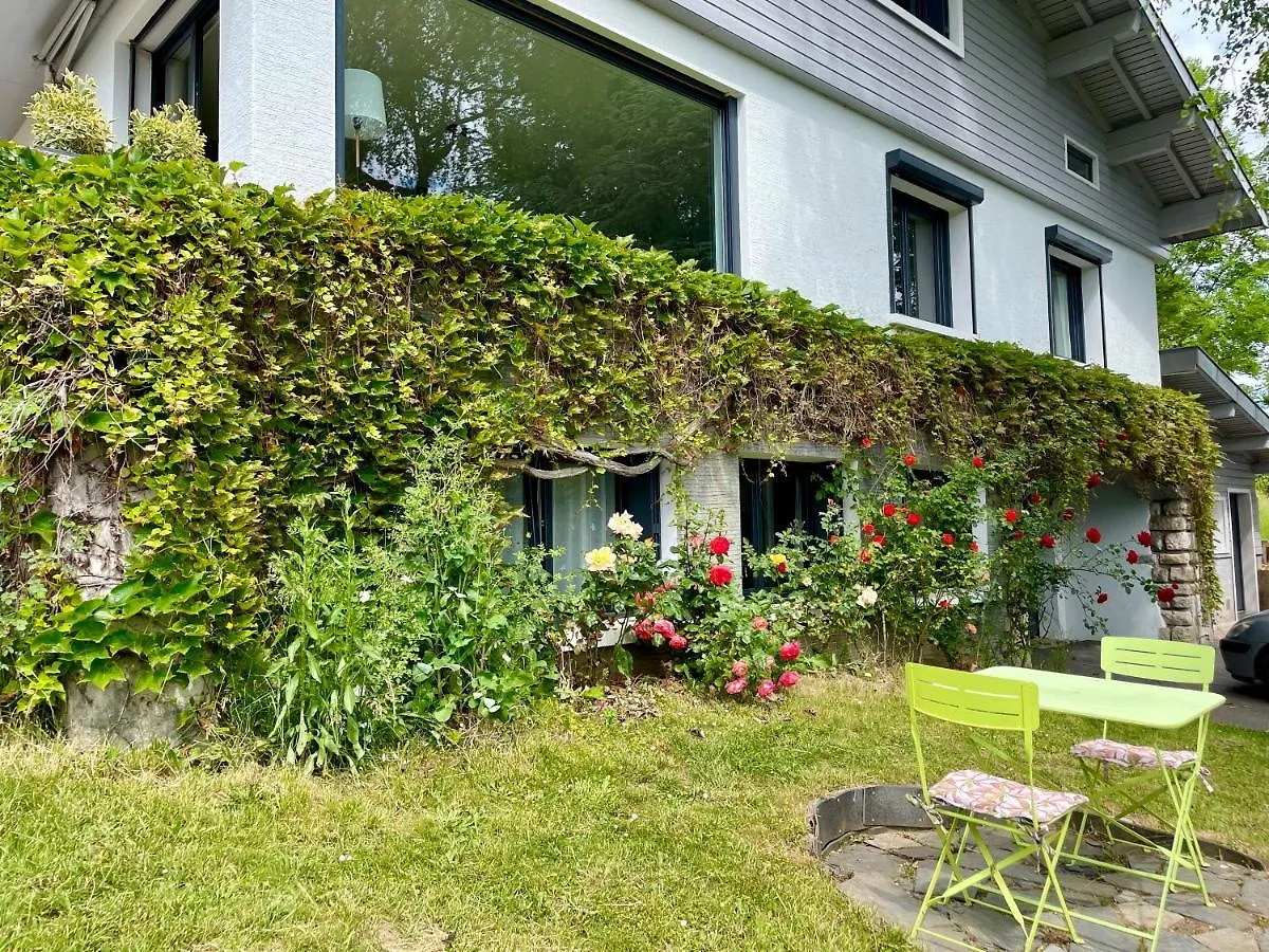 Appartement Independant 30 M² A 500M Du Lac, 2 Velos Et Parking Fournis Sevrier France
